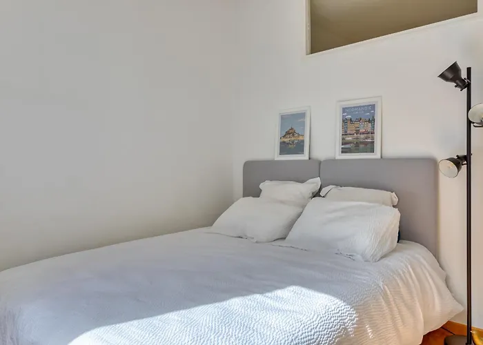 Virginie F2 Et Agreable Avec Parking ! *